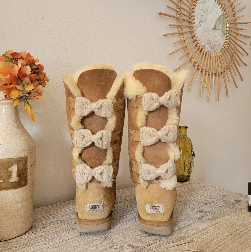LIMITED EDITION ❗ UGG Bailey Triple Knit Bow Tall - Picture 5 of 13